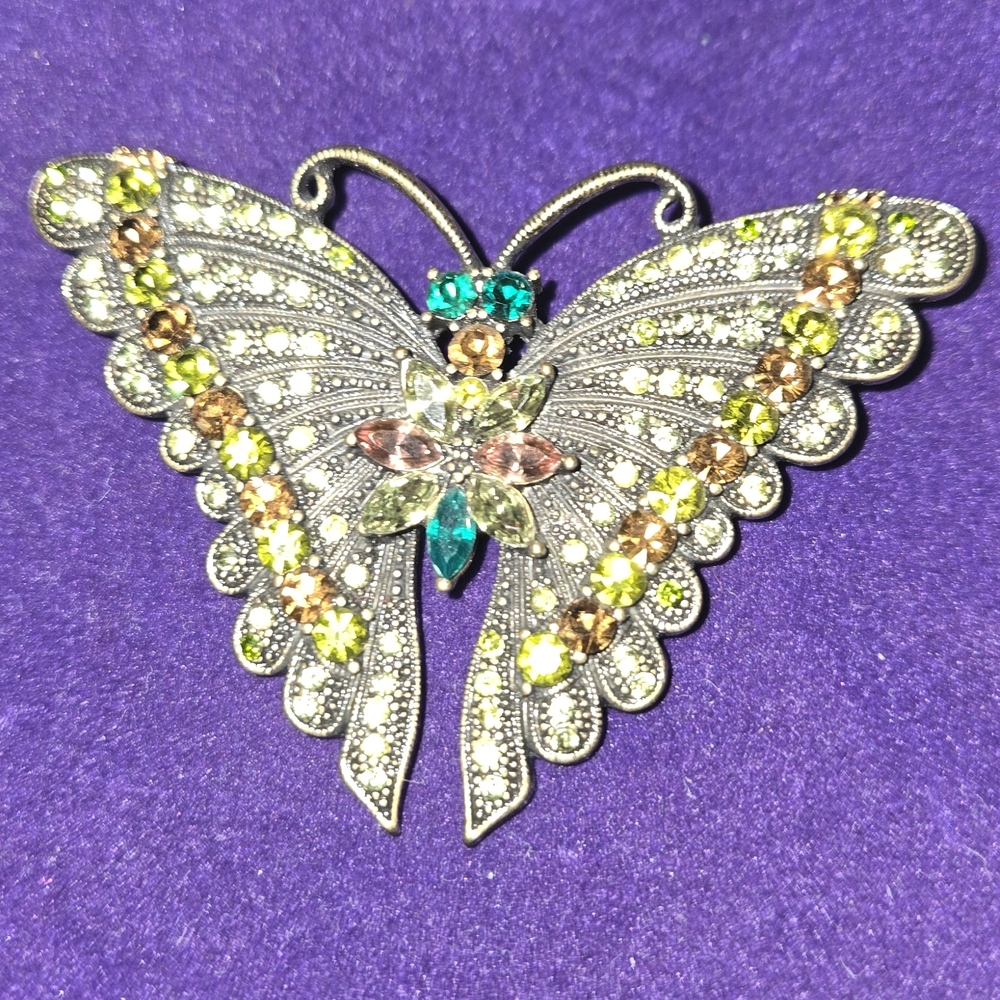 Elegant Butterfly Brooch with Multicolor Crystals